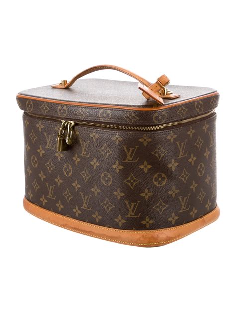 louis vuitton make up|louis vuitton hard makeup case.